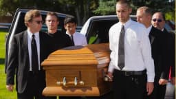 How to Plan a Meaningful Funeral Send-Off for a Loved One